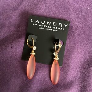 Pink/coral sparkling earringss